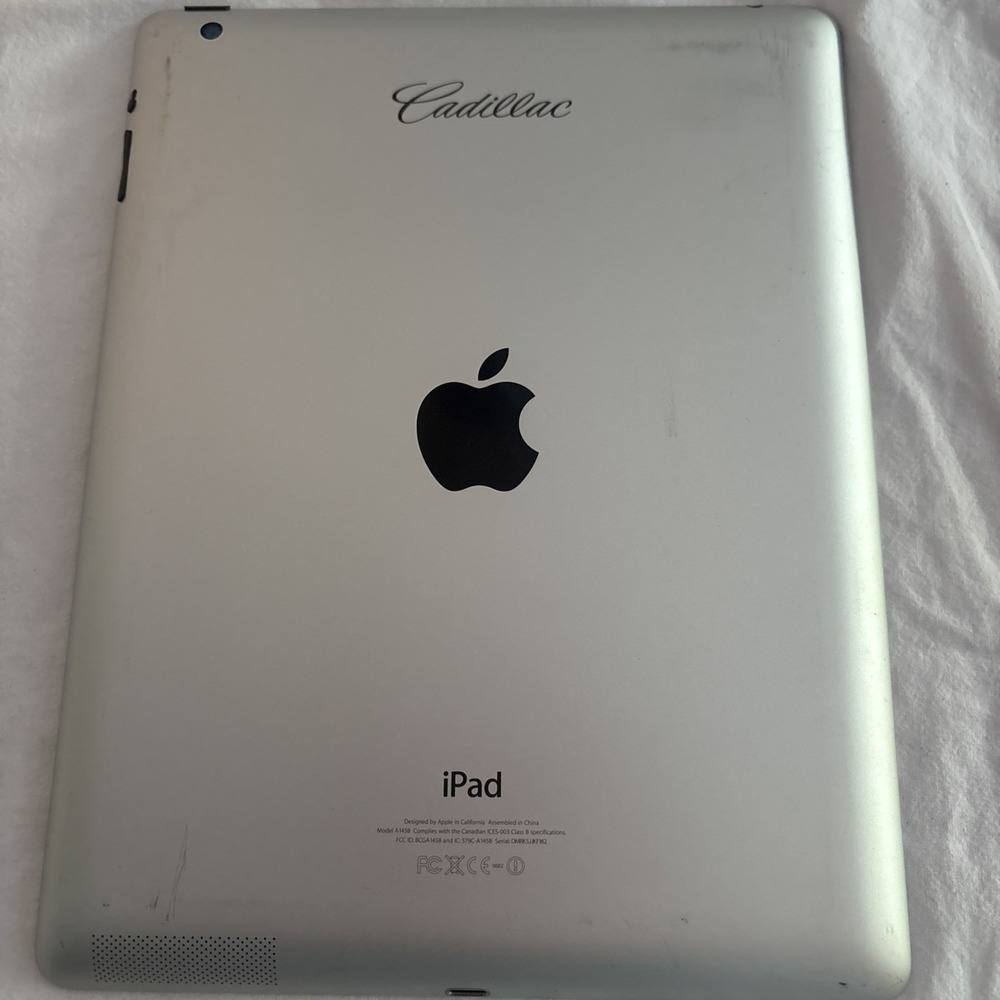 Apple iPad 4th Gen 9.7-inch Gray Cadillac Edition Model A1458 Parts Only
